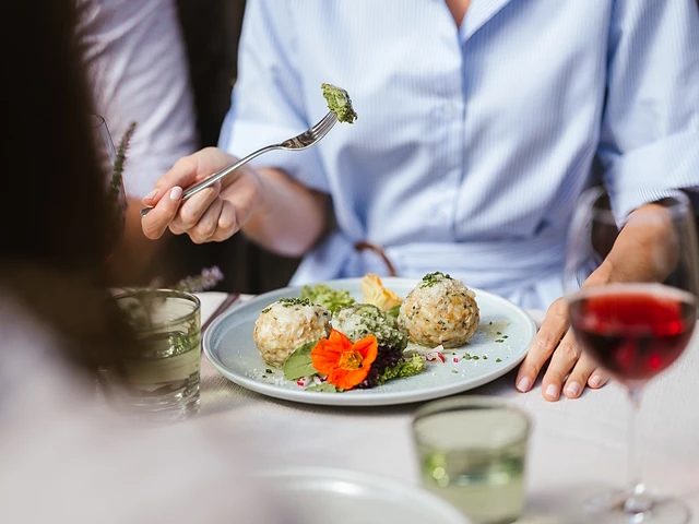 Original Südtiroler Speckknödel Original Südtiroler Speckknödel
